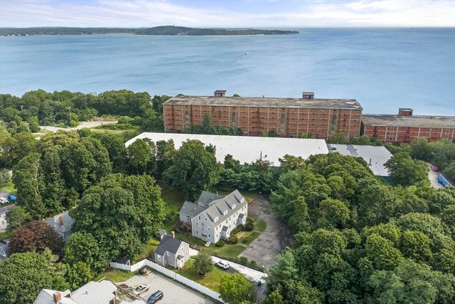6 Ropewalk Court 8, Plymouth, MA 02360