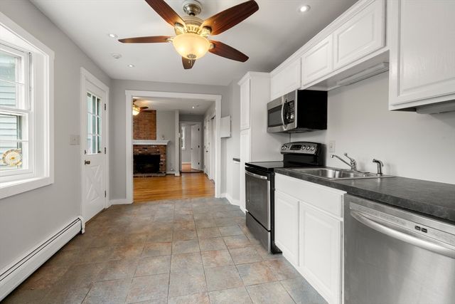 6 Ropewalk Court 8, Plymouth, MA 02360