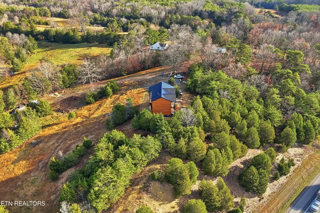 10322 Alex Bales Rd, Kodak, TN 37764