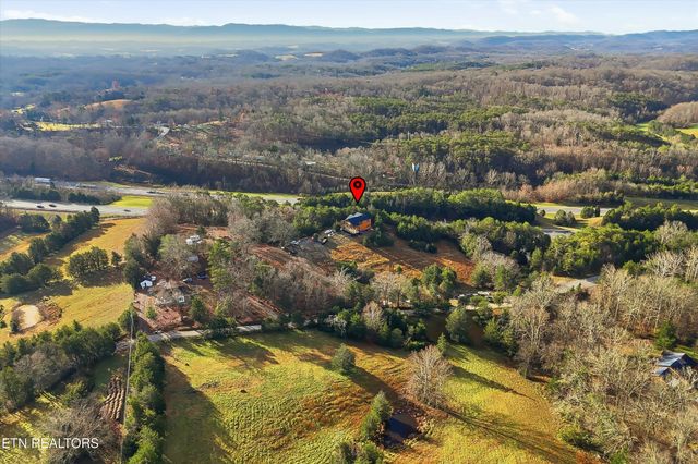 10322 Alex Bales Rd, Kodak, TN 37764