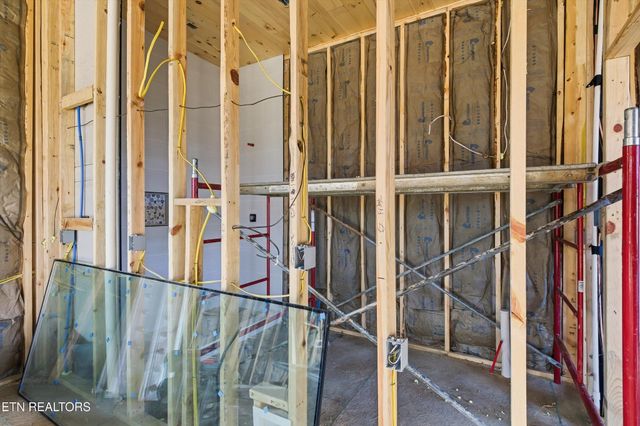 10322 Alex Bales Rd, Kodak, TN 37764