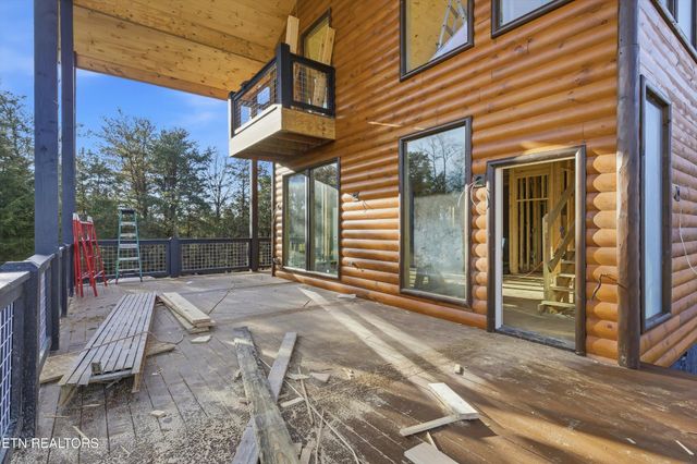 10322 Alex Bales Rd, Kodak, TN 37764