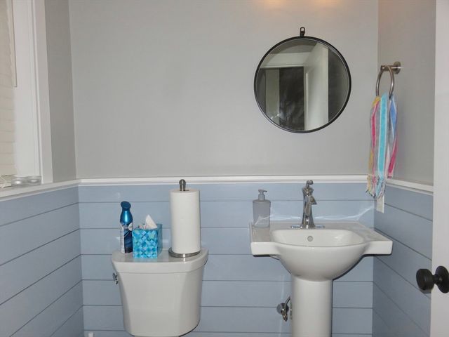 32 Gale St. 1, Waltham, MA 02453