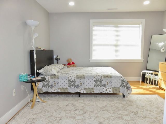 32 Gale St. 1, Waltham, MA 02453