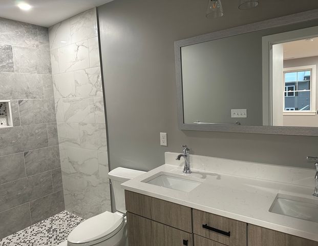 32 Gale St. 1, Waltham, MA 02453