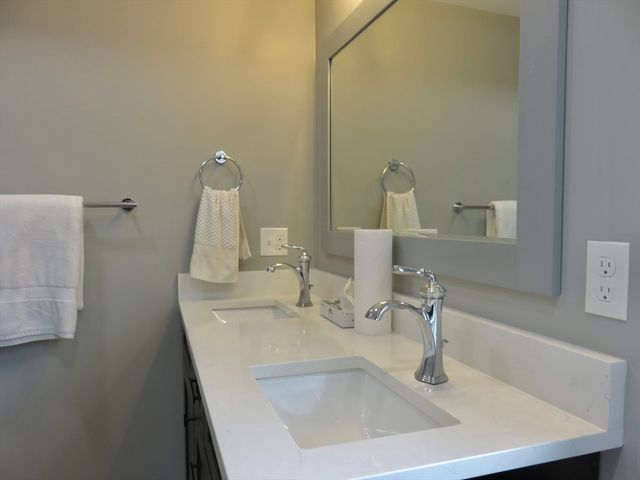 32 Gale St. 1, Waltham, MA 02453