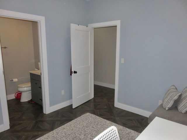 32 Gale St. 1, Waltham, MA 02453