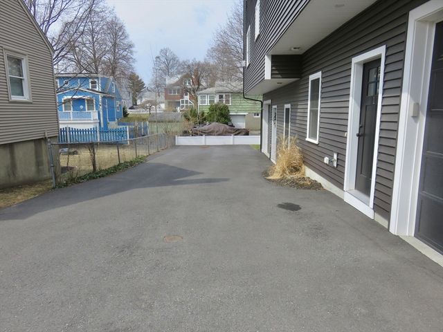 32 Gale St. 1, Waltham, MA 02453