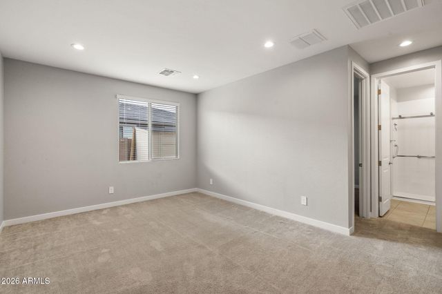 10768 W KINDERMAN Drive, Avondale, AZ 85323