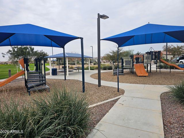 10768 W KINDERMAN Drive, Avondale, AZ 85323