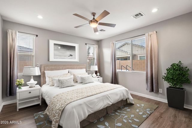 10768 W KINDERMAN Drive, Avondale, AZ 85323