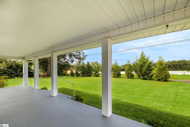 2811 Locust Hill Road, Taylors, SC 29687