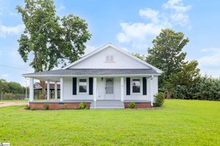 2811 Locust Hill Road, Taylors, SC 29687