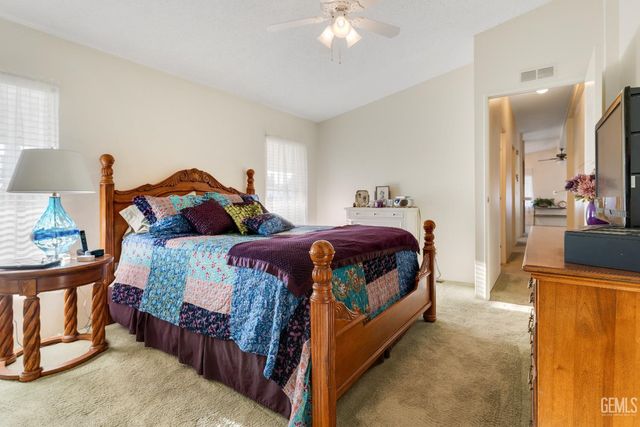 80 Eagle Lane, Bakersfield, CA 93308