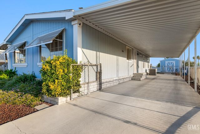 80 Eagle Lane, Bakersfield, CA 93308