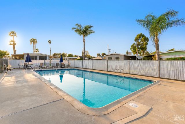 80 Eagle Lane, Bakersfield, CA 93308