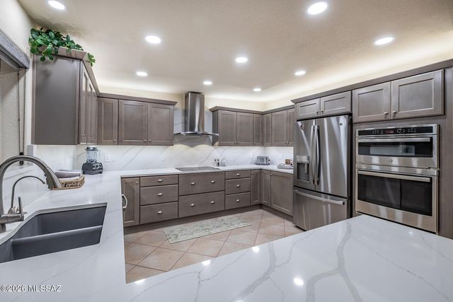 10910 E Old Spanish Trail, Tucson, AZ 85748