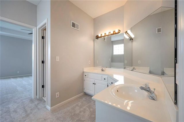 13733 Pembroke Circle, Leawood, KS 66224