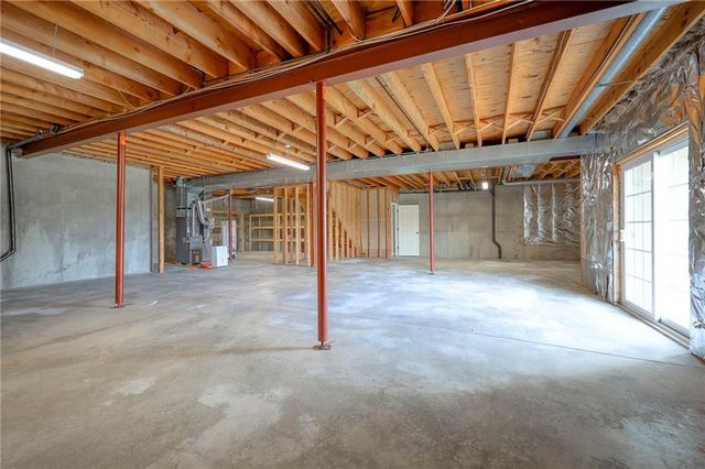 13733 Pembroke Circle, Leawood, KS 66224