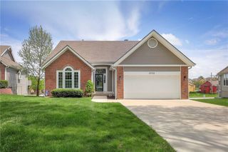 13733 Pembroke Circle, Leawood, KS 66224