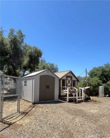 38150 Sumac Lane, Squaw Valley, CA 93675