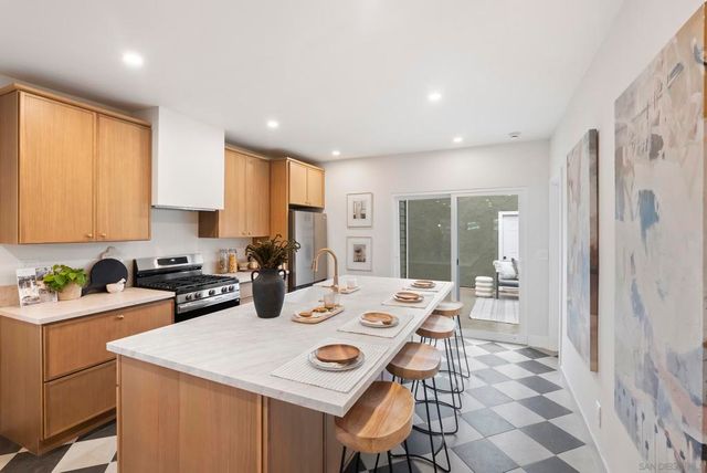 2129 31st St, San Diego, CA 92104