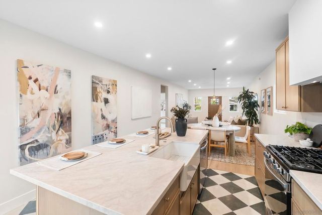 2129 31st St, San Diego, CA 92104