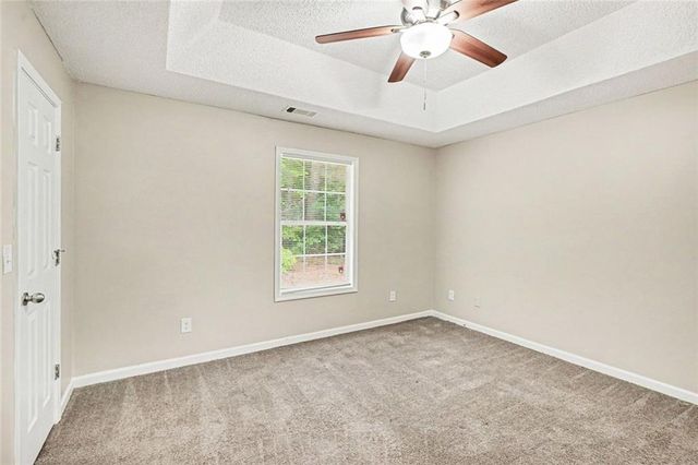 1382 N Hampton Drive, Hampton, GA 30228
