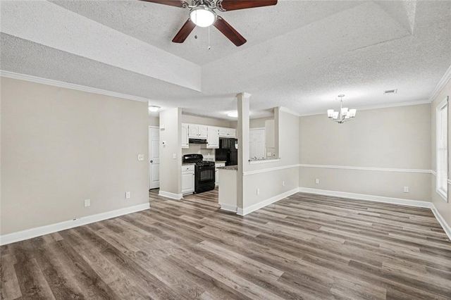1382 N Hampton Drive, Hampton, GA 30228