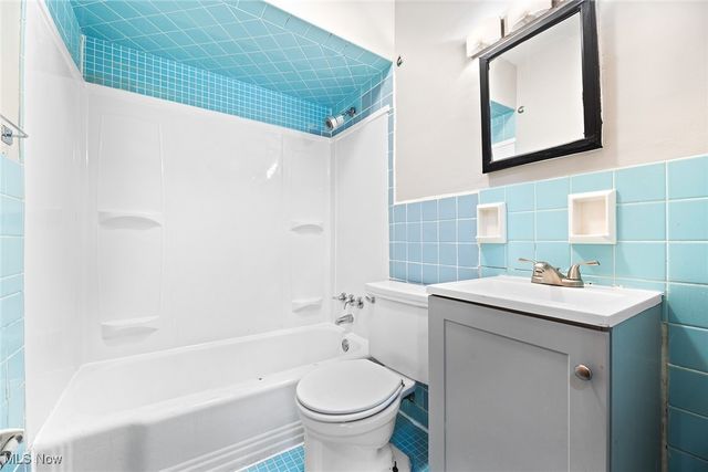 2023 Thurmont Road, Akron, OH 44313