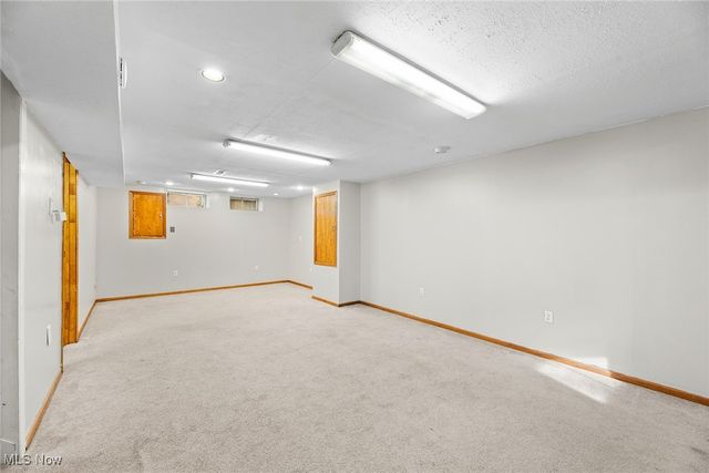 2023 Thurmont Road, Akron, OH 44313