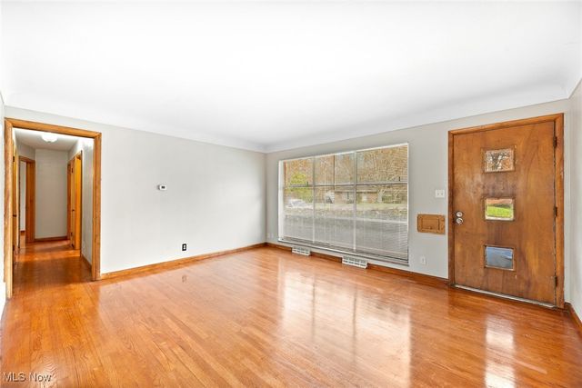 2023 Thurmont Road, Akron, OH 44313