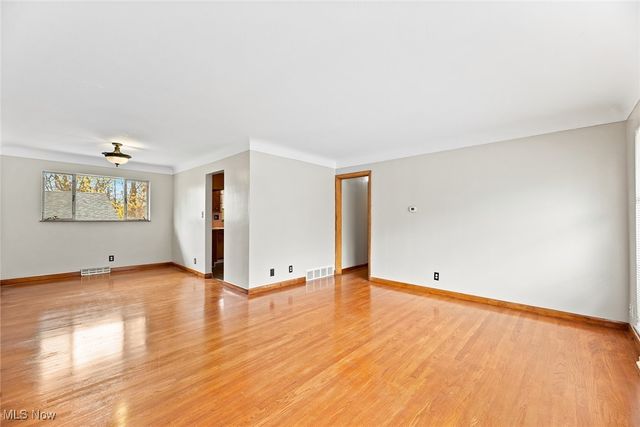 2023 Thurmont Road, Akron, OH 44313