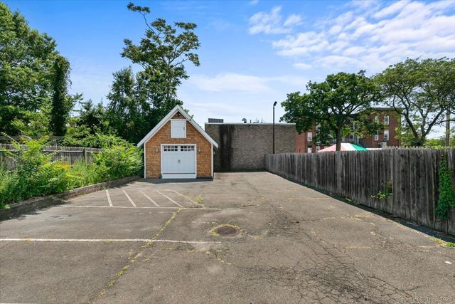 500 Chapel Street, New Haven, CT 06511