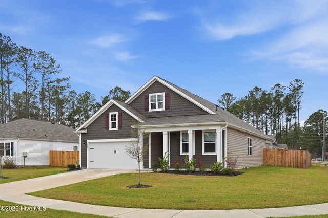 1586 Lightered Knot Court SE, Bolivia, NC 28422