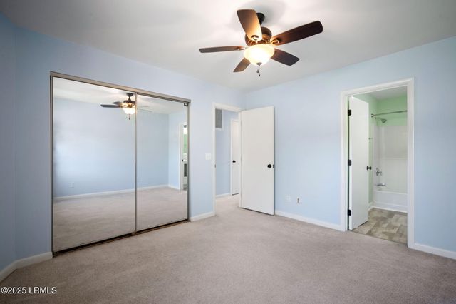 5 Gum Tree Rd Apt F6, Hilton Head Island, SC 29926