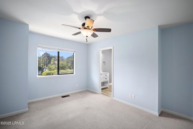 5 Gum Tree Rd Apt F6, Hilton Head Island, SC 29926