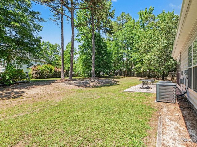 8800 Cavonnier Lane, Charlotte, NC 28216