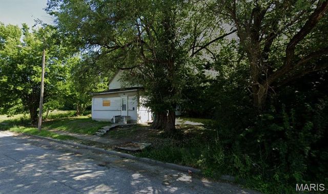 1713 Market Avenue, East St Louis, IL 62207