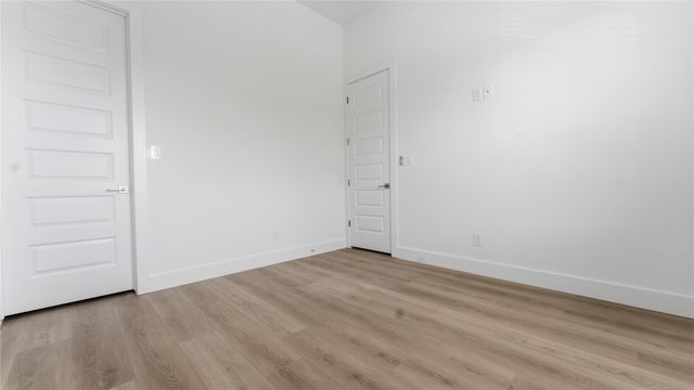 2925 Spruce Valley Lane 408, Dallas, TX 75233