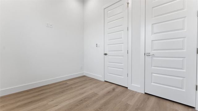 2925 Spruce Valley Lane 408, Dallas, TX 75233