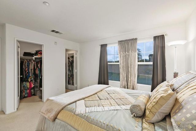 16915 Hutchins Lndg 45, San Diego, CA 92127