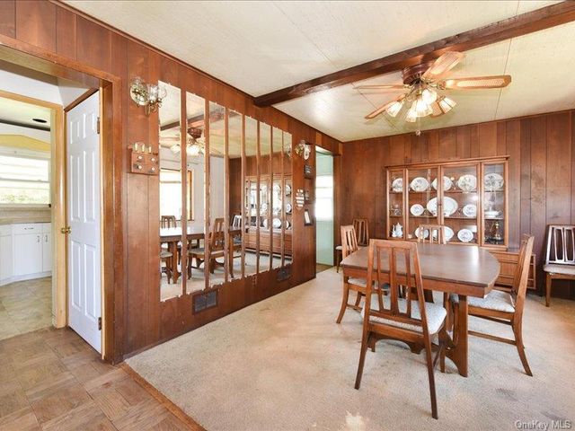 118 Park Lane, Massapequa, NY 11758