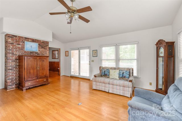 310 Oakwood Drive, Mount Holly, NC 28120