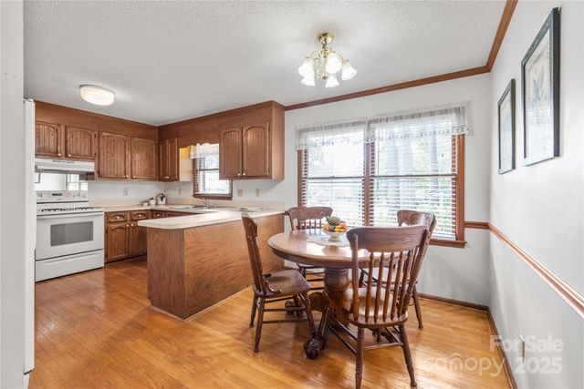 310 Oakwood Drive, Mount Holly, NC 28120