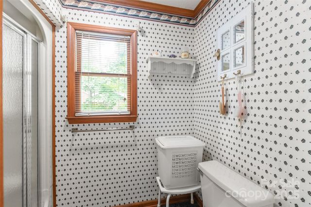 310 Oakwood Drive, Mount Holly, NC 28120