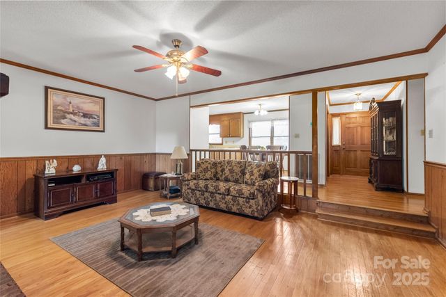 310 Oakwood Drive, Mount Holly, NC 28120