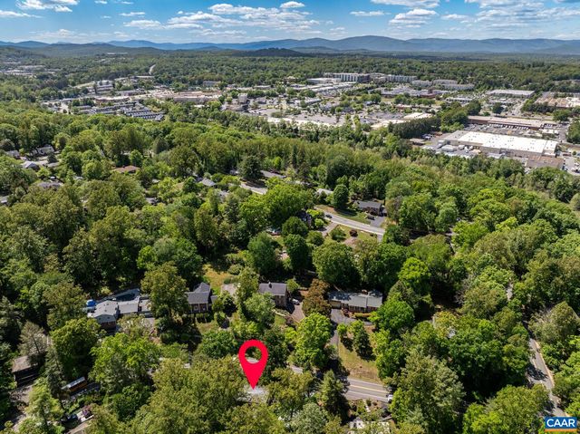 1832 YORKTOWN DR, Charlottesville, VA 22901