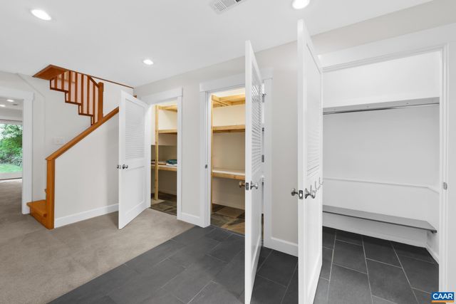 1832 YORKTOWN DR, Charlottesville, VA 22901