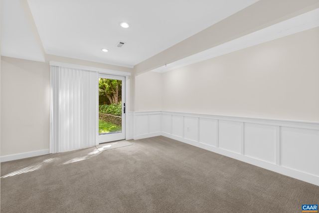 1832 YORKTOWN DR, Charlottesville, VA 22901
